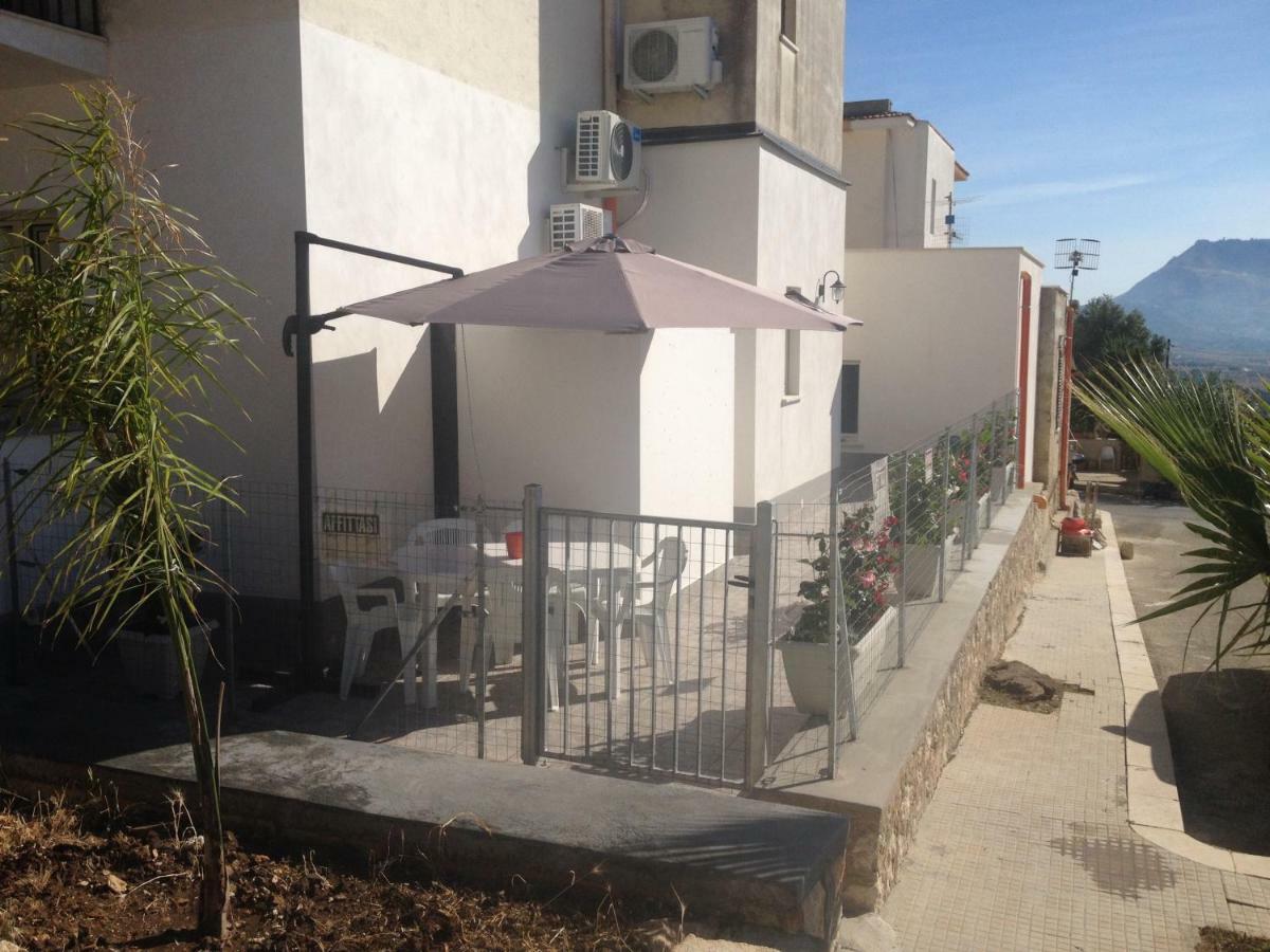 Casa Vacanza Nonna Sarina Custonaci Zewnętrze zdjęcie